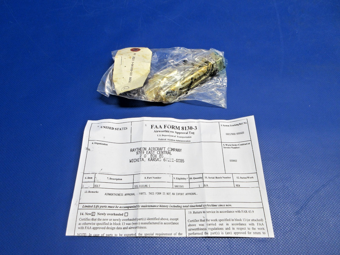 Beech King Air Bolt w/8130 P/N 101-810146-1 NOS (0426-778)0