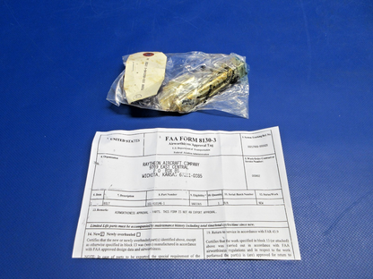 Beech King Air Bolt w/8130 P/N 101-810146-1 NOS (0426-778)0