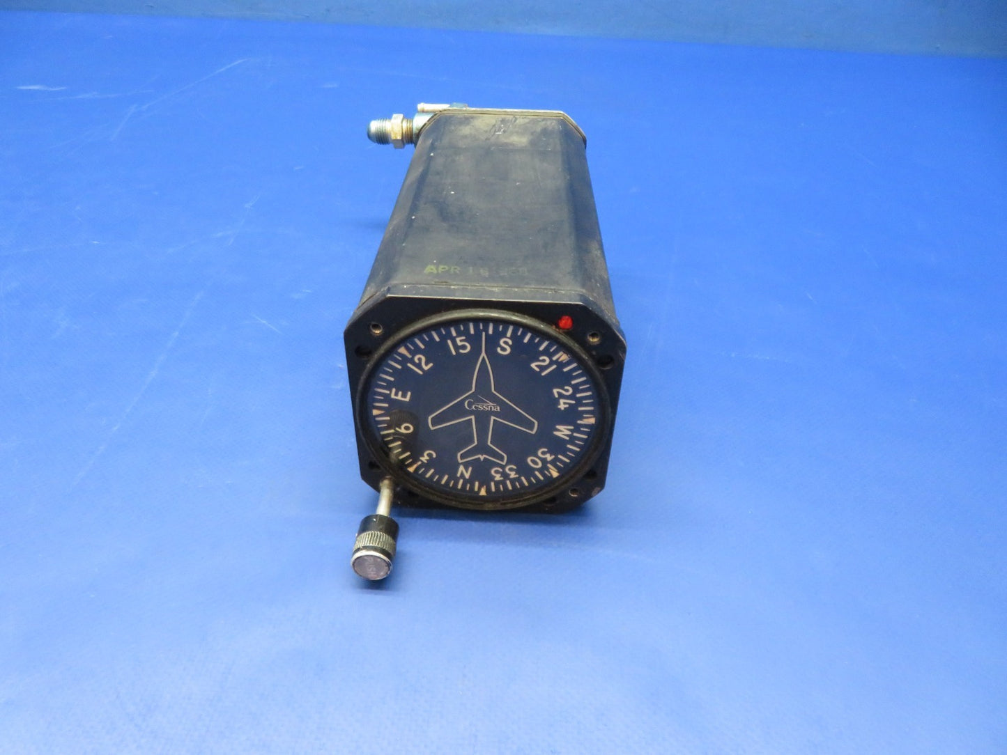 Cessna 421 Directional Gyro P/N C661002-0504, 200-5 CORE (0326-204)0