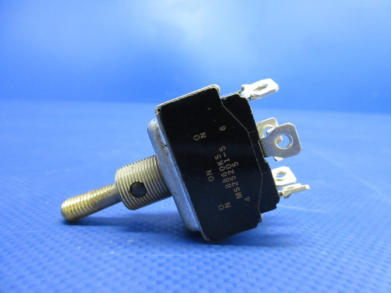 Cessna Flap Switch P/N S1661-2 NOS (0426-718)9