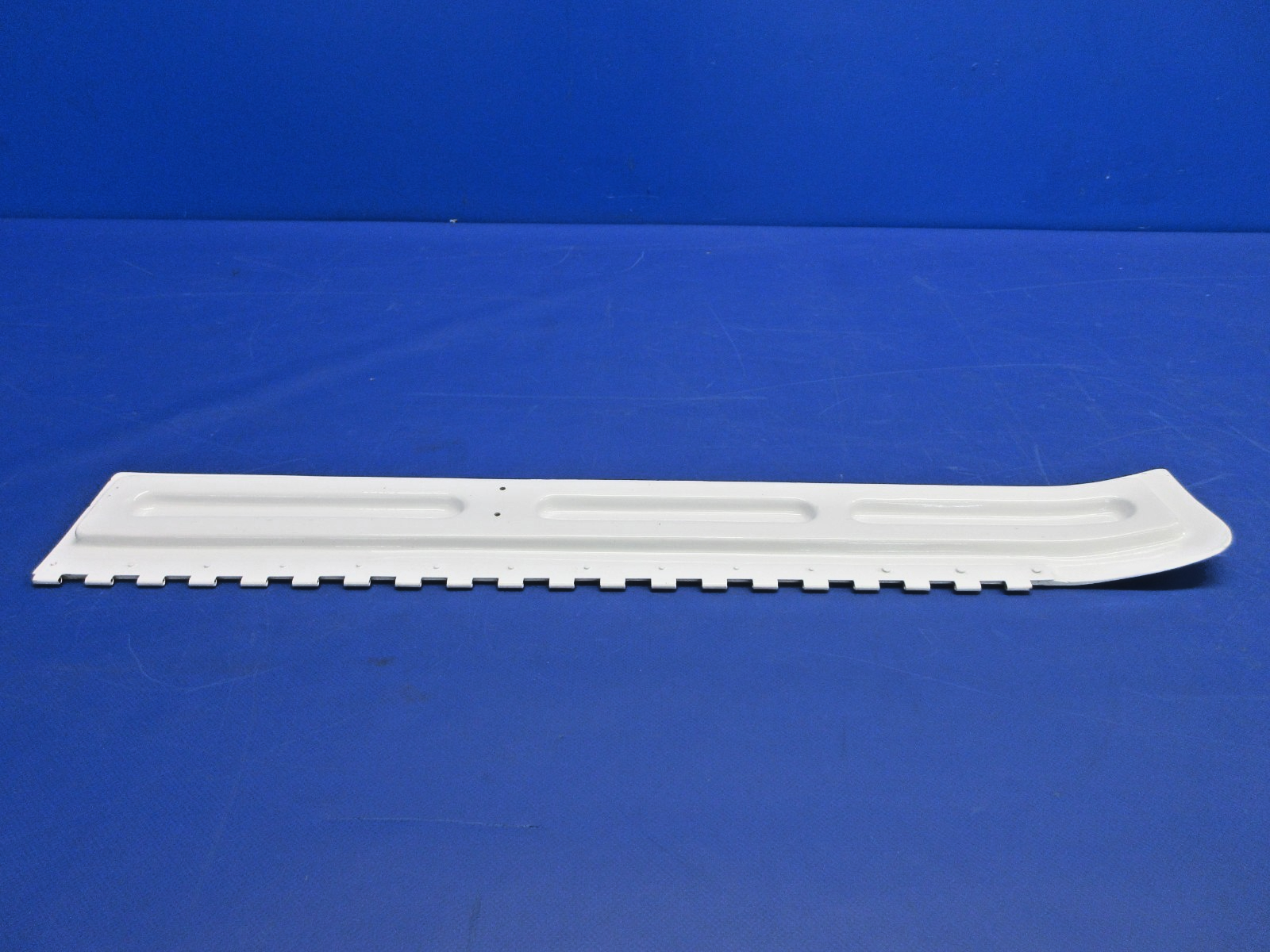Piper PA-28R Nose Gear RH Door P/N 67352-001 NOS (0326-953)10