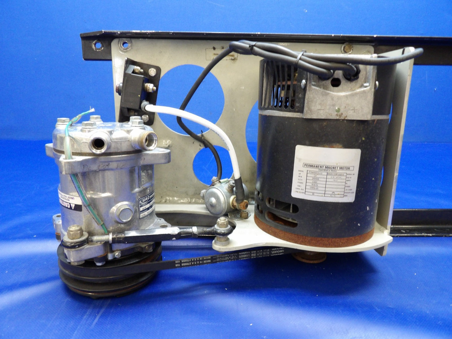Air Tractor AT-301 AC Compressor + Motor 12/24V P/N P56SD112 TESTED (0626-1299)4