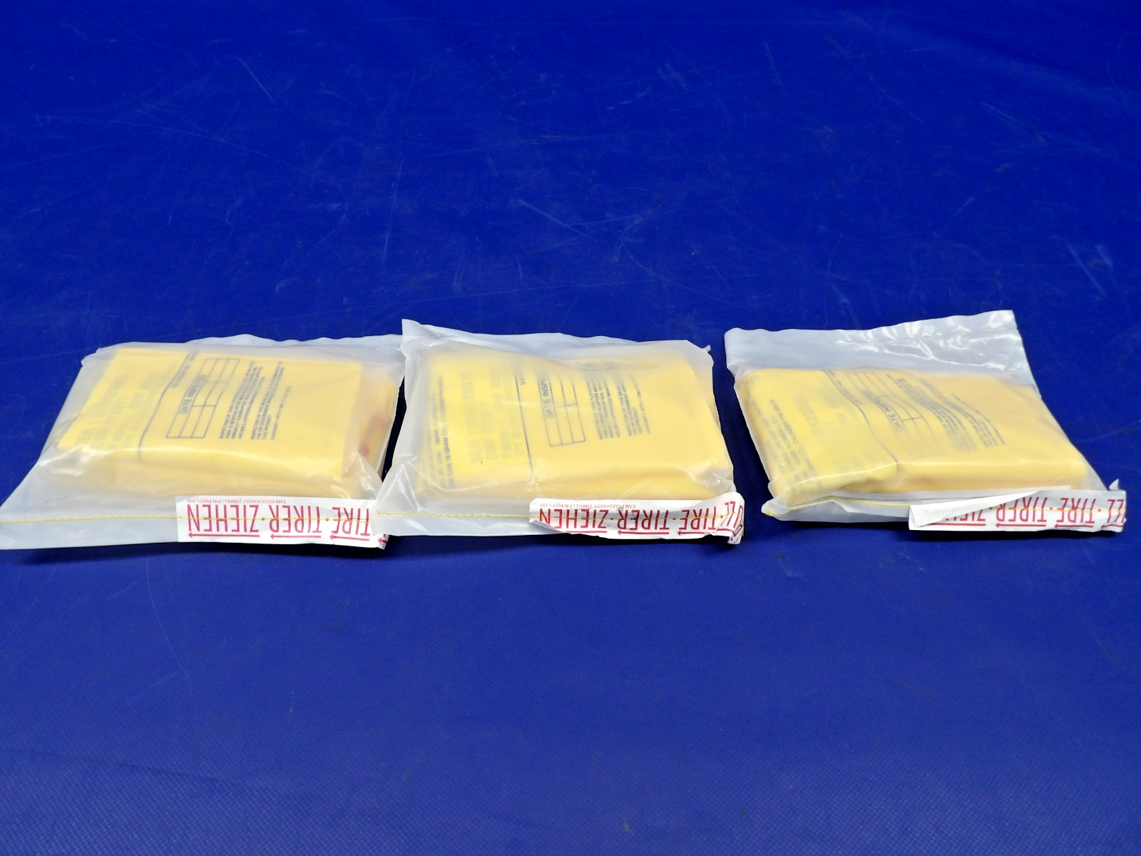 Eastern Aero Individual Floatation Device P0201-105 LOT OF 3 NOS (0426-13646
