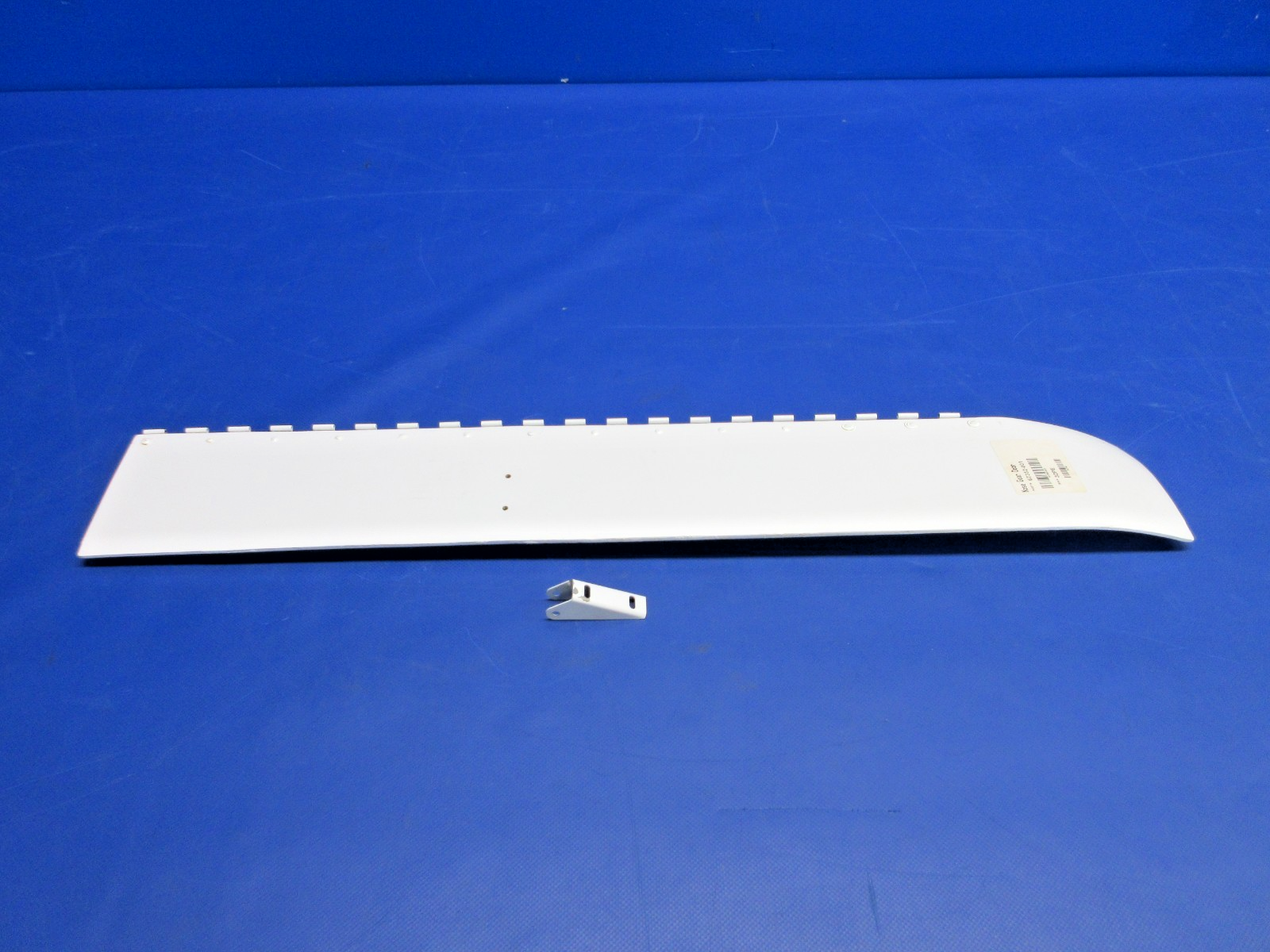 Piper PA-28R Nose Gear RH Door P/N 67352-001 NOS (0326-953)0