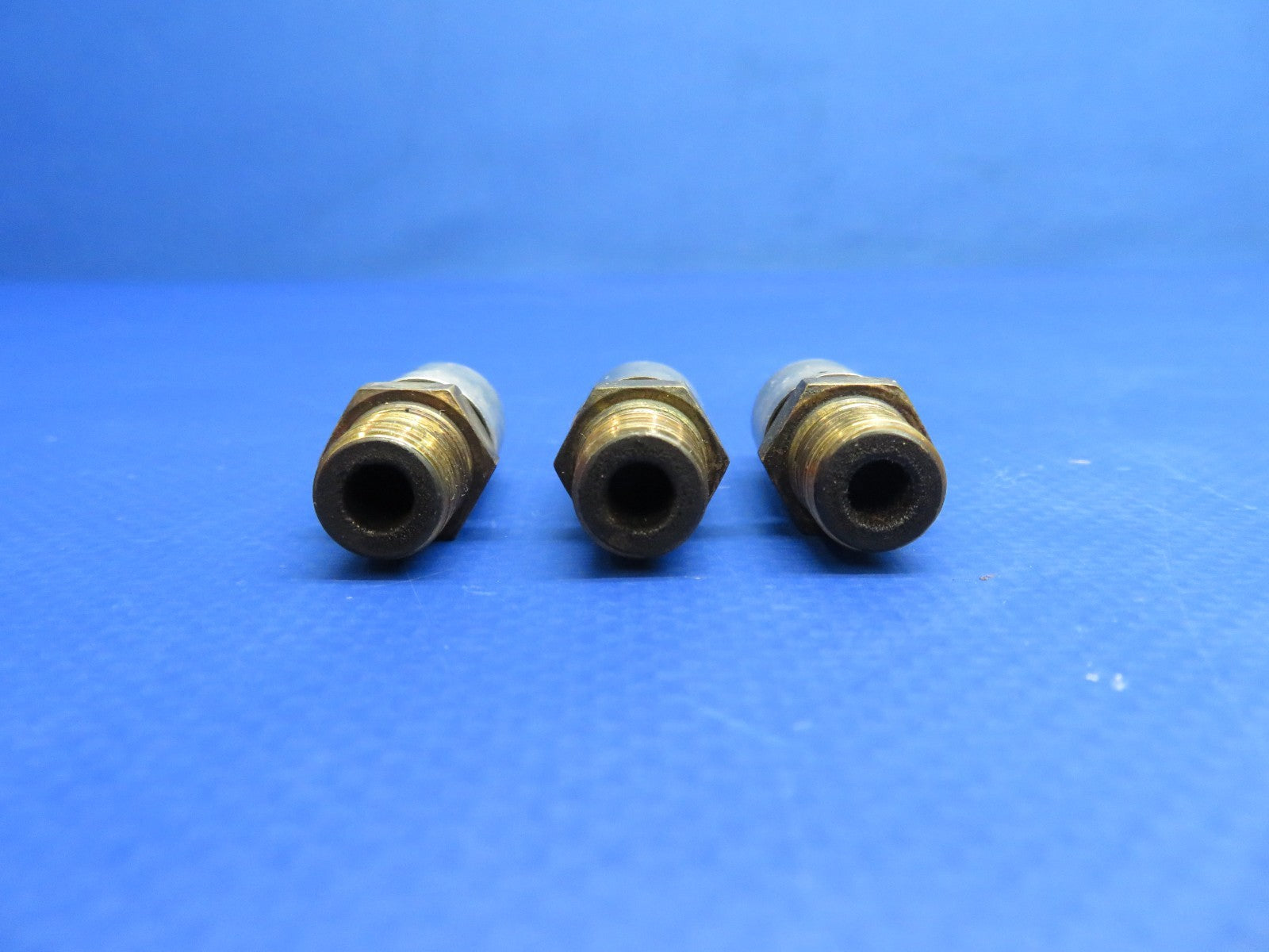 Continental IO-470 Fuel Injector Nozzles PN D12D, 627335D12 SET OF 6 (0326-1742)3