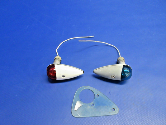 Mooney M20E RH & LH Wing Position Lights 14V P/N AN3033-9 (0826-884)0