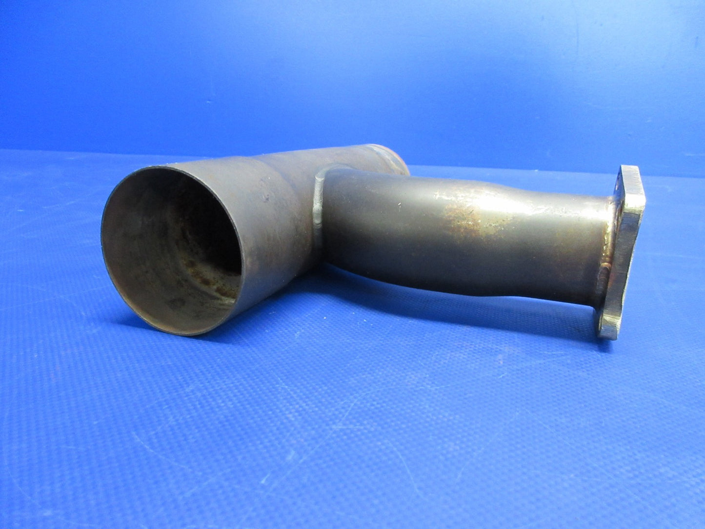 Cessna 310 / 310I Center RH Exhaust Riser P/N 0850600-155 (0326-946)12