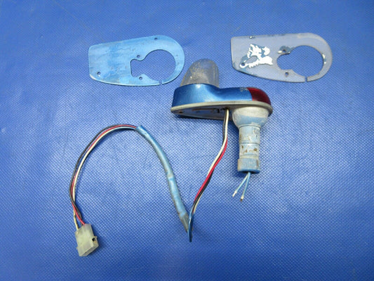 Bellanca 17-30A Viking Whelen Navigation Light LH P/N A427 TESTED (0524-1536)