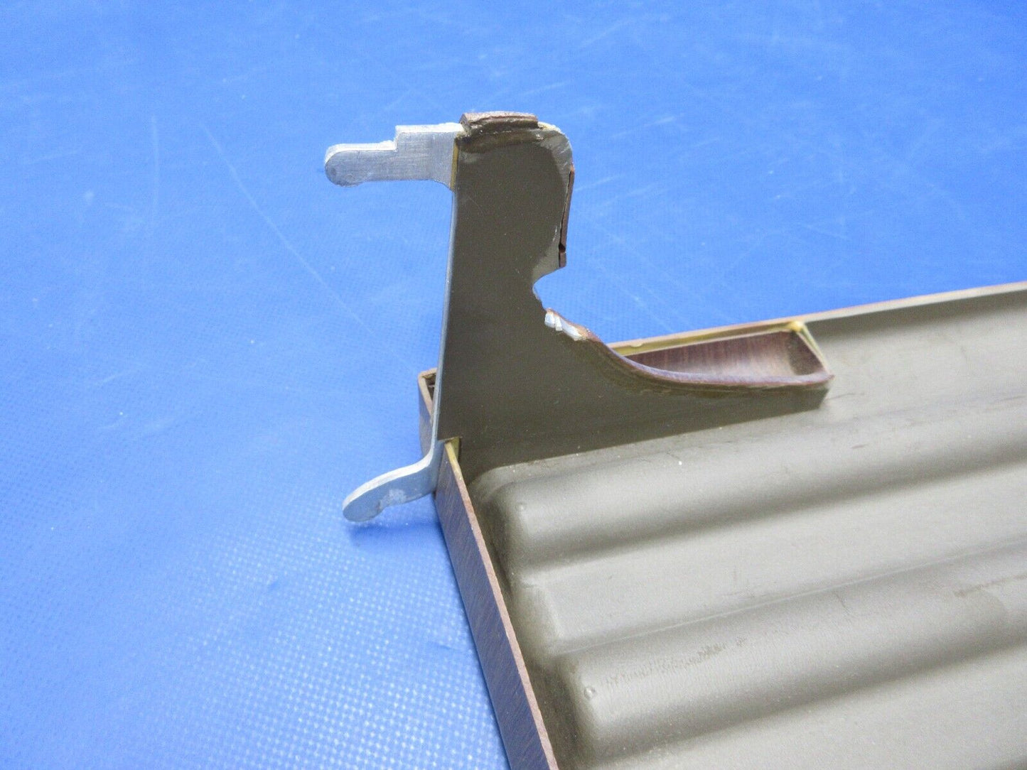 Piper PA-34-200T Seneca II Table Assy P/N 36800-02 (0524-2076)