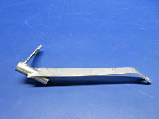 Beech 76 Duchess LH Fuel Selector Lever P/N 105-940011-17 (0526-864)0