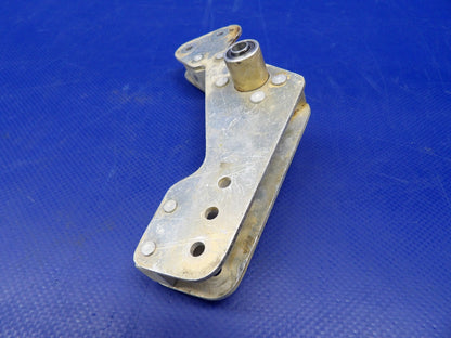 Mooney M20 / M20E Aileron Bellcrank P/N 7263 (0826-1334)2