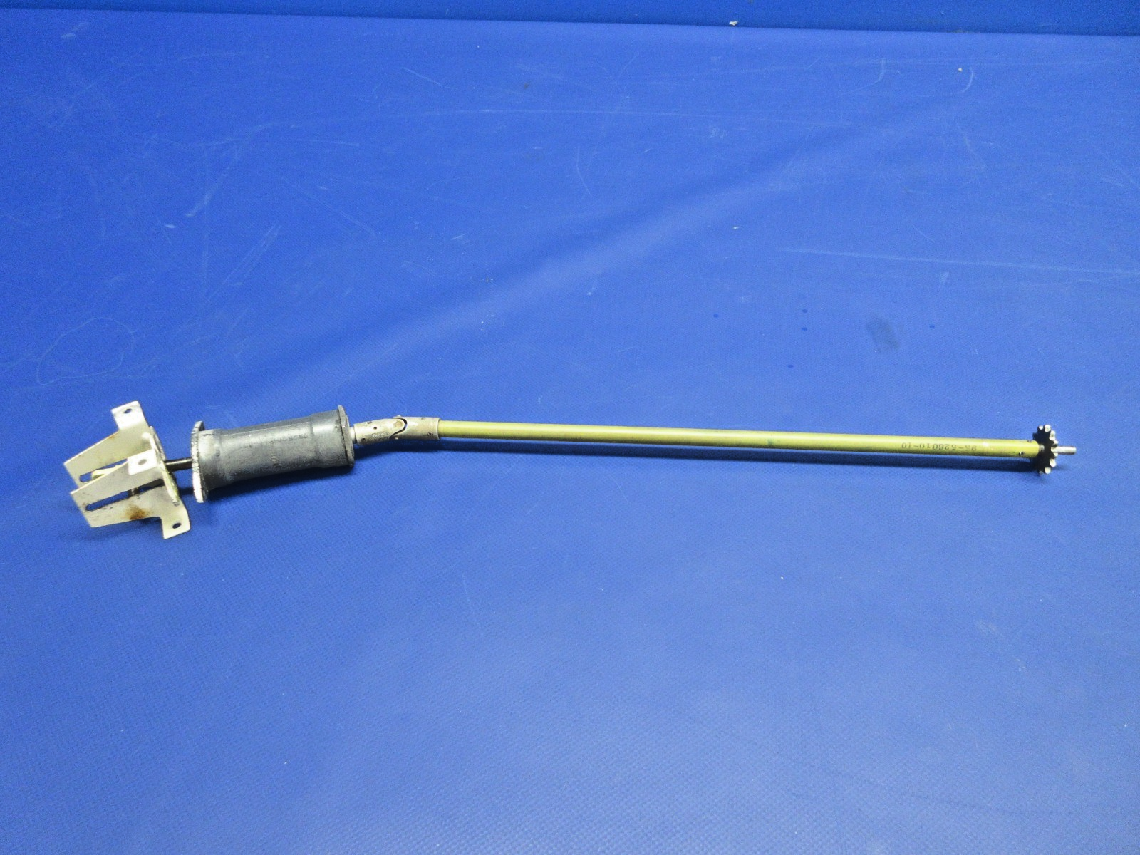 Beech D95A Travel Air Rudder Trim Tab Actuator P/N 95-520011-601 (0326-728)0