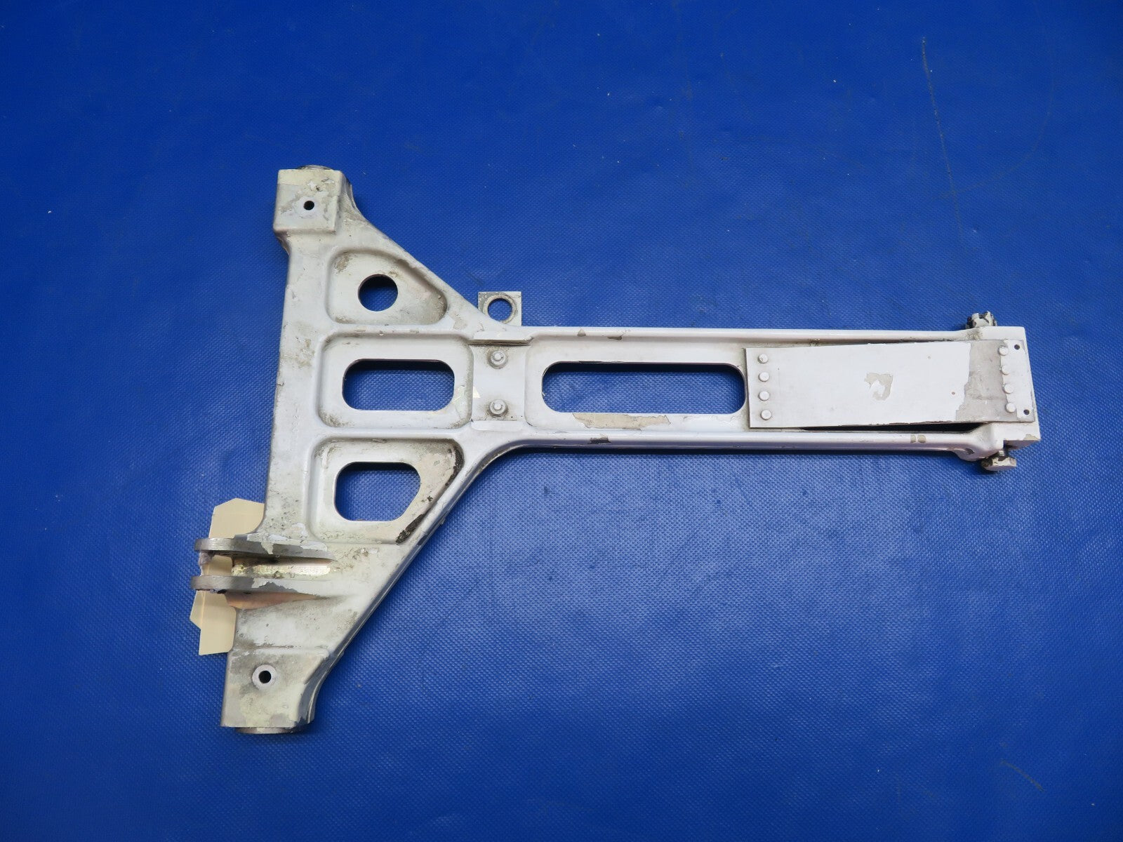 Piper Aerostar 602P LH Upper Side Brace Main Gear P/N 400094-01 (0123-834)0