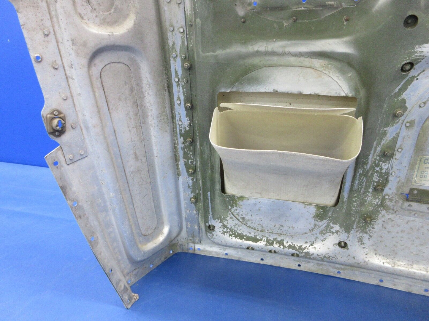 Cessna P337H Skymaster Upper Rear Engine Cowl Assy P/N 1552132-25 (0724-1216)