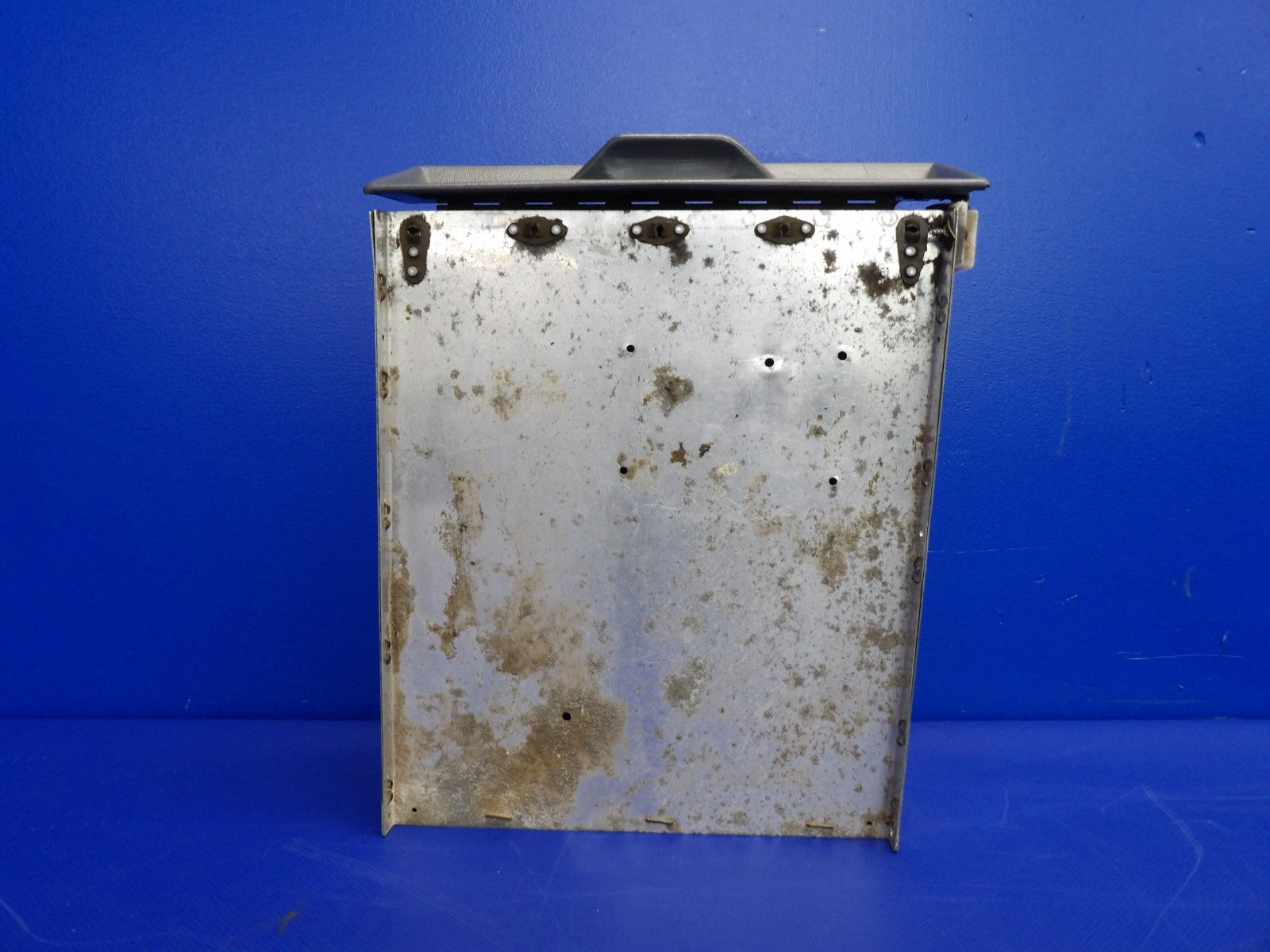 Cessna 172 / 172G Map Case & Door P/N 0513320-8 (0326-1263)1