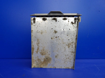 Cessna 172 / 172G Map Case & Door P/N 0513320-8 (0326-1263)1