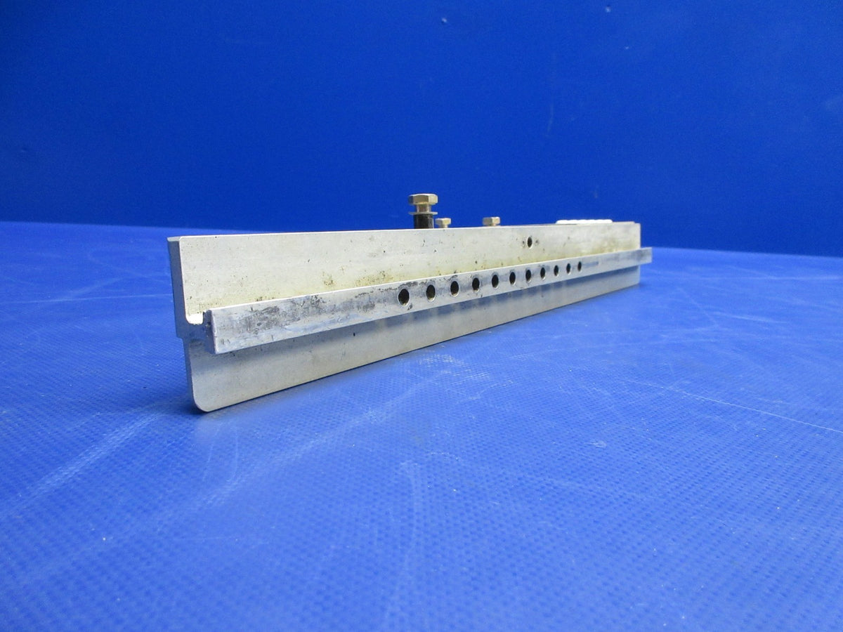 Cirrus SR22 Co-Pilot Seat Track LH & RH P/N 12490-009, 12490-010 (0926-832)5