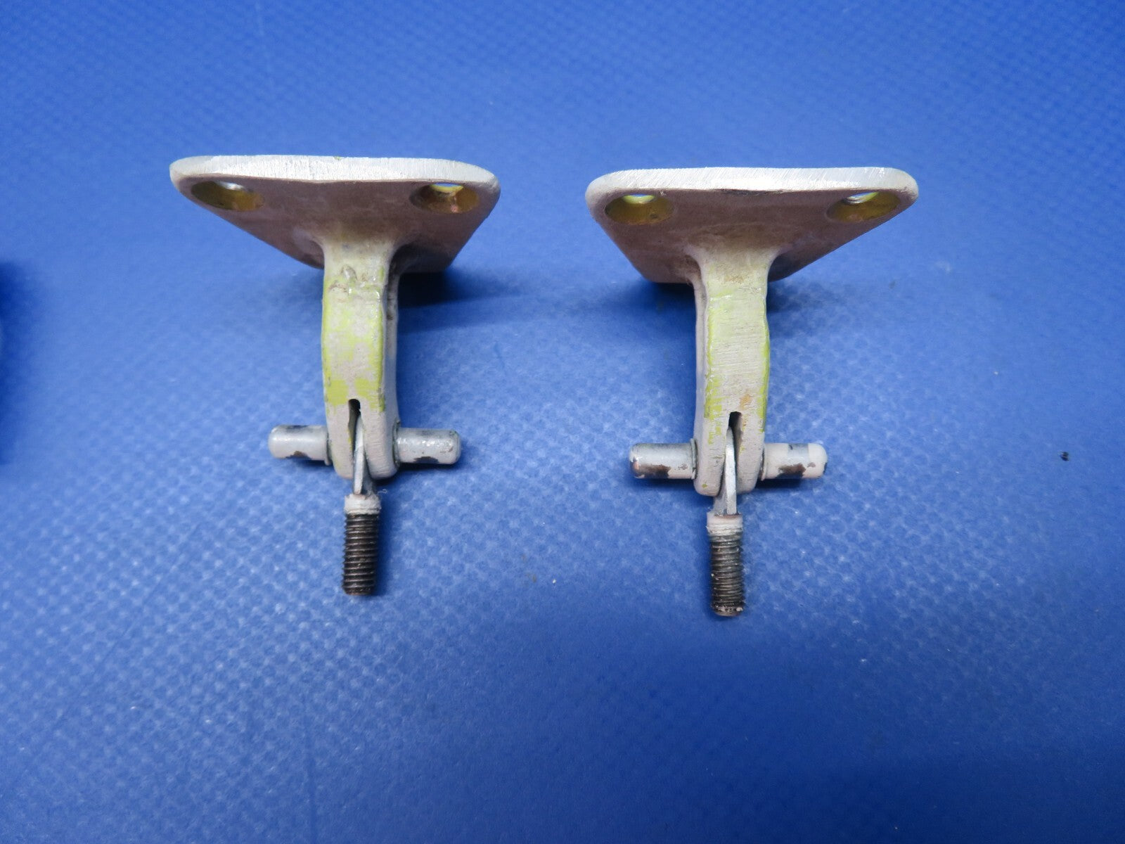 Beech 95-B55 Baron LH Rear Window Mechanism & Pin P/N 35-410316 (0225-886)4