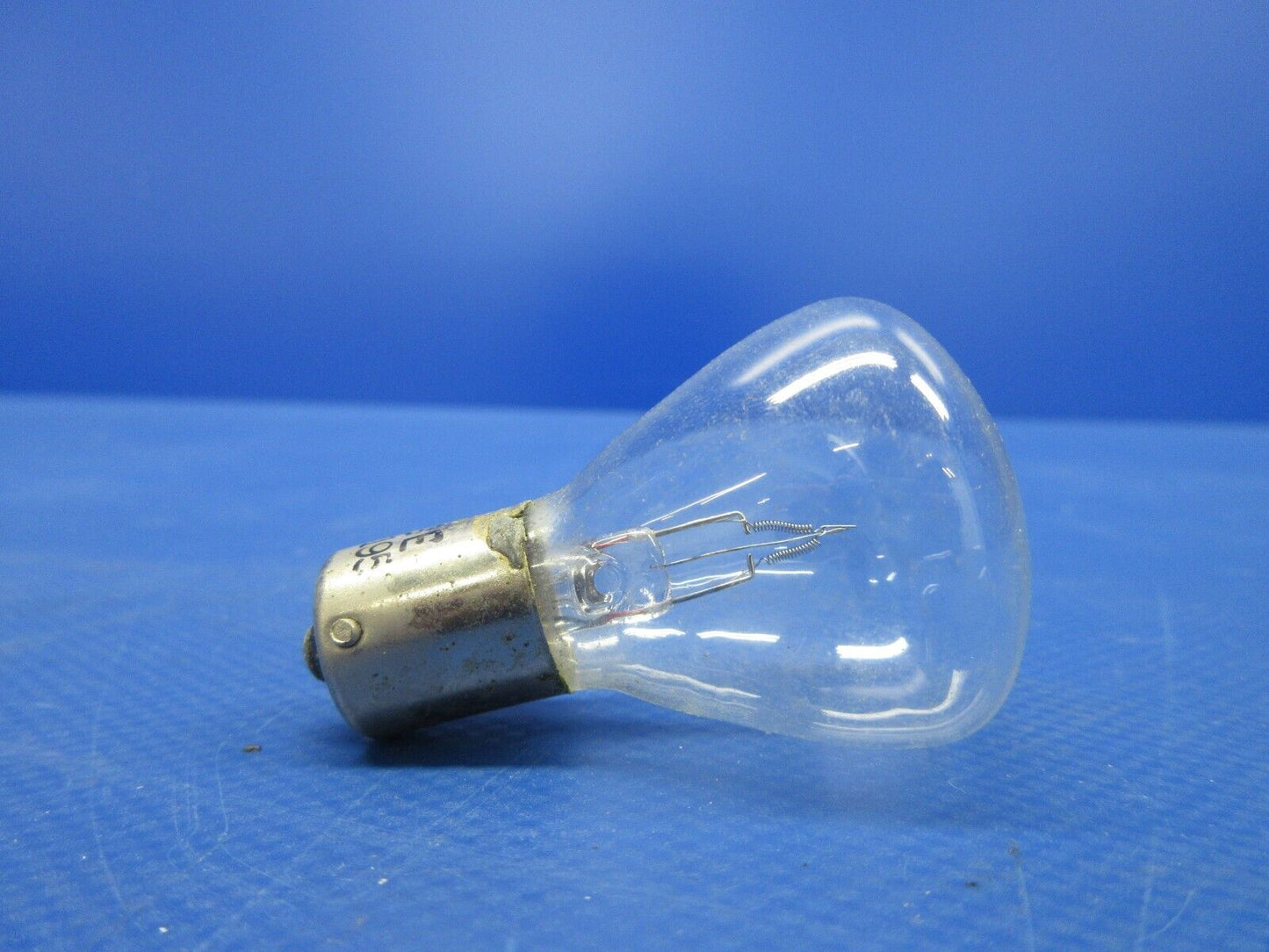General Electric Miniature Lamps P/N 1119BX3 LOT OF 11 NOS (0424-1112)