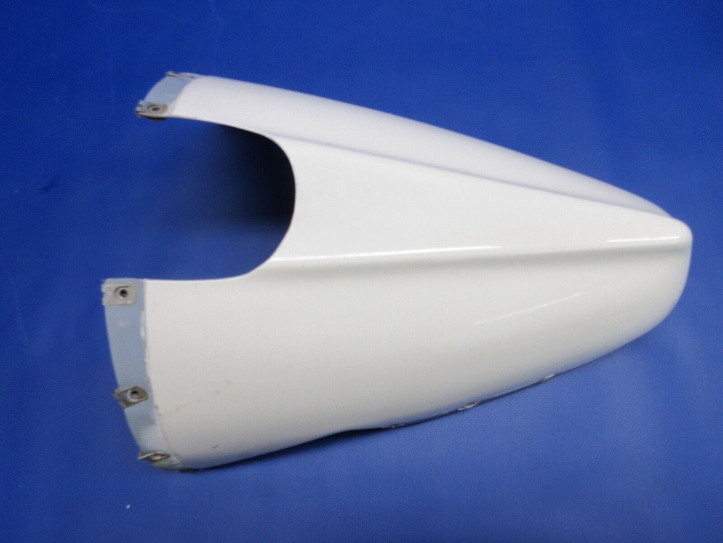 1996 Piper PA-28-181 Archer III Tail Fairing LWR & Upper P/N 66822-9 (1224-2026)
