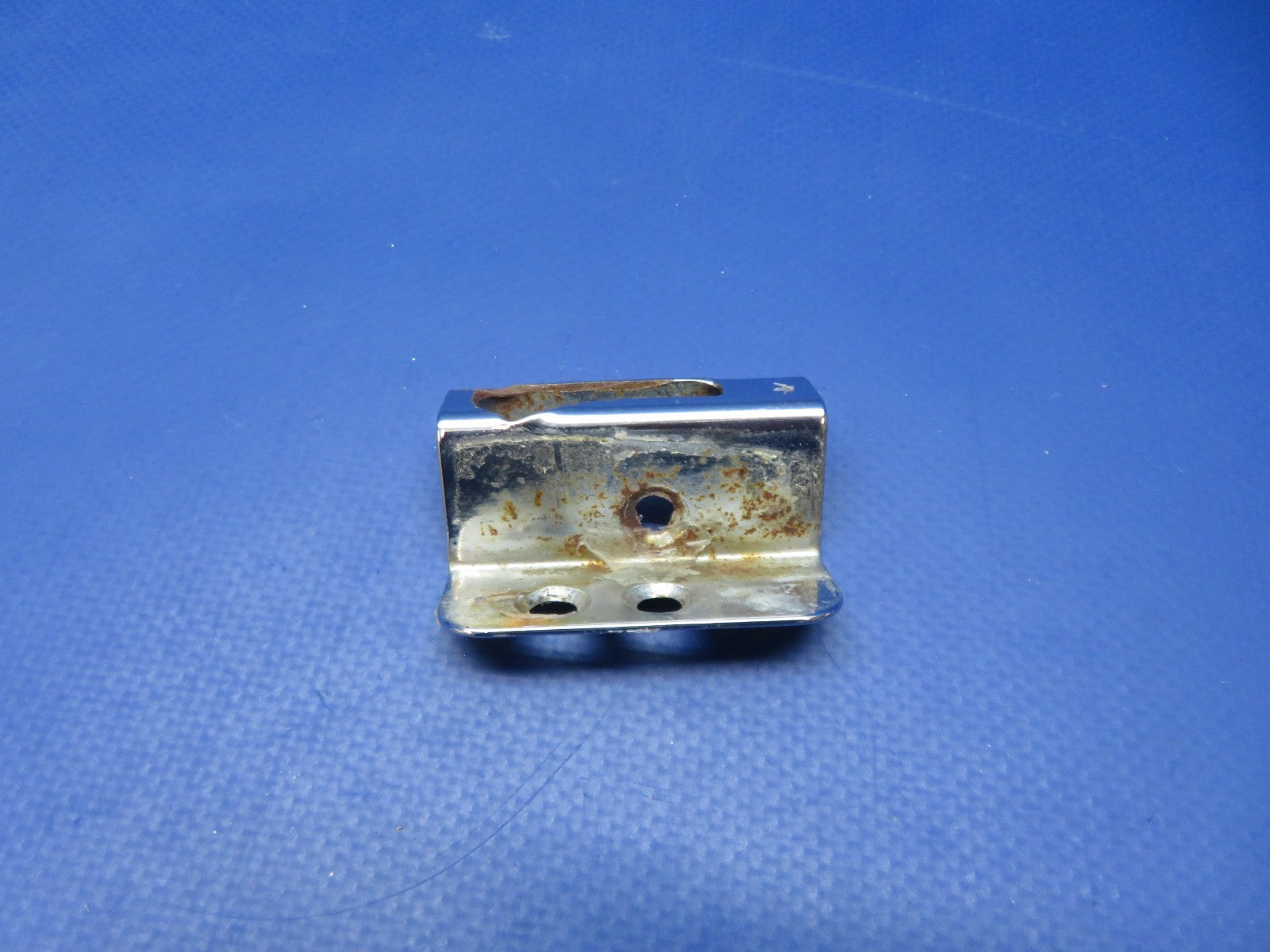 Cessna 337 / 337D Window Latch Bracket, Handle & Plate 1411202-201 (0326-138)12