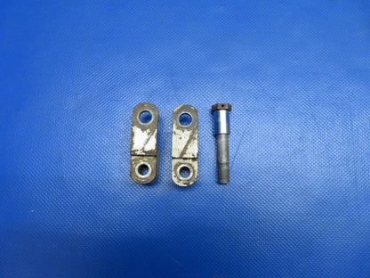 Mooney M20E Main Gear Bracket P/N 510046 LOT OF 2 (0824-1736)
