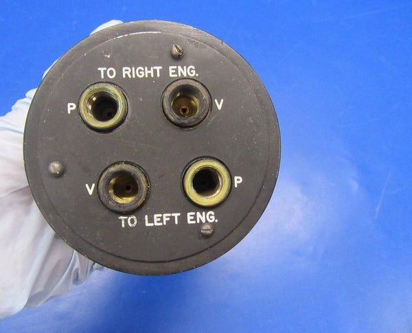 Beech Baron D55 Fuel Flow Indicator P/N 96-380015-5 B4 20-5 (1017-21)