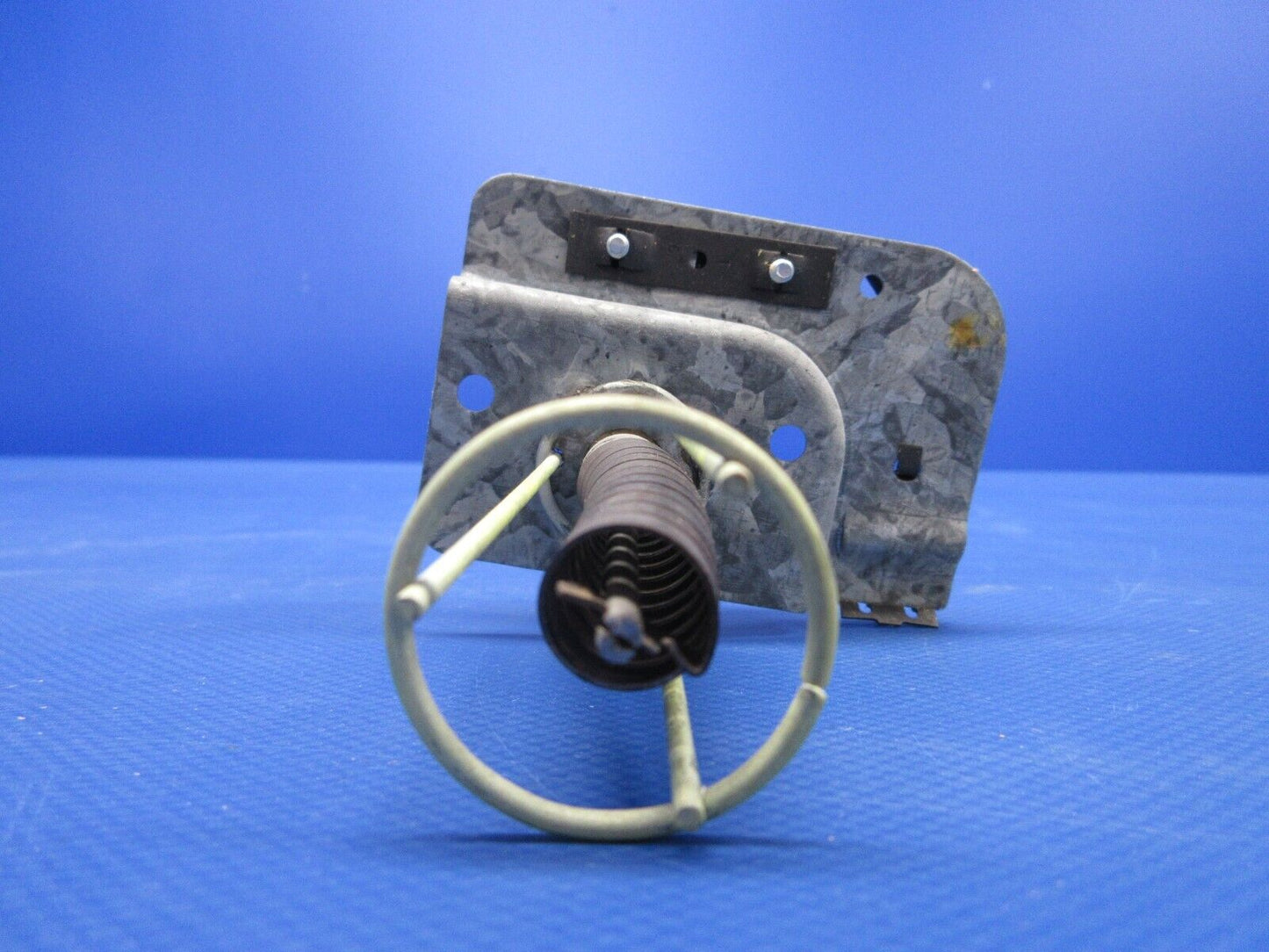 Stewart Warner Thermostat P/N G735011 NEW OLD STOCK (0424-1145)