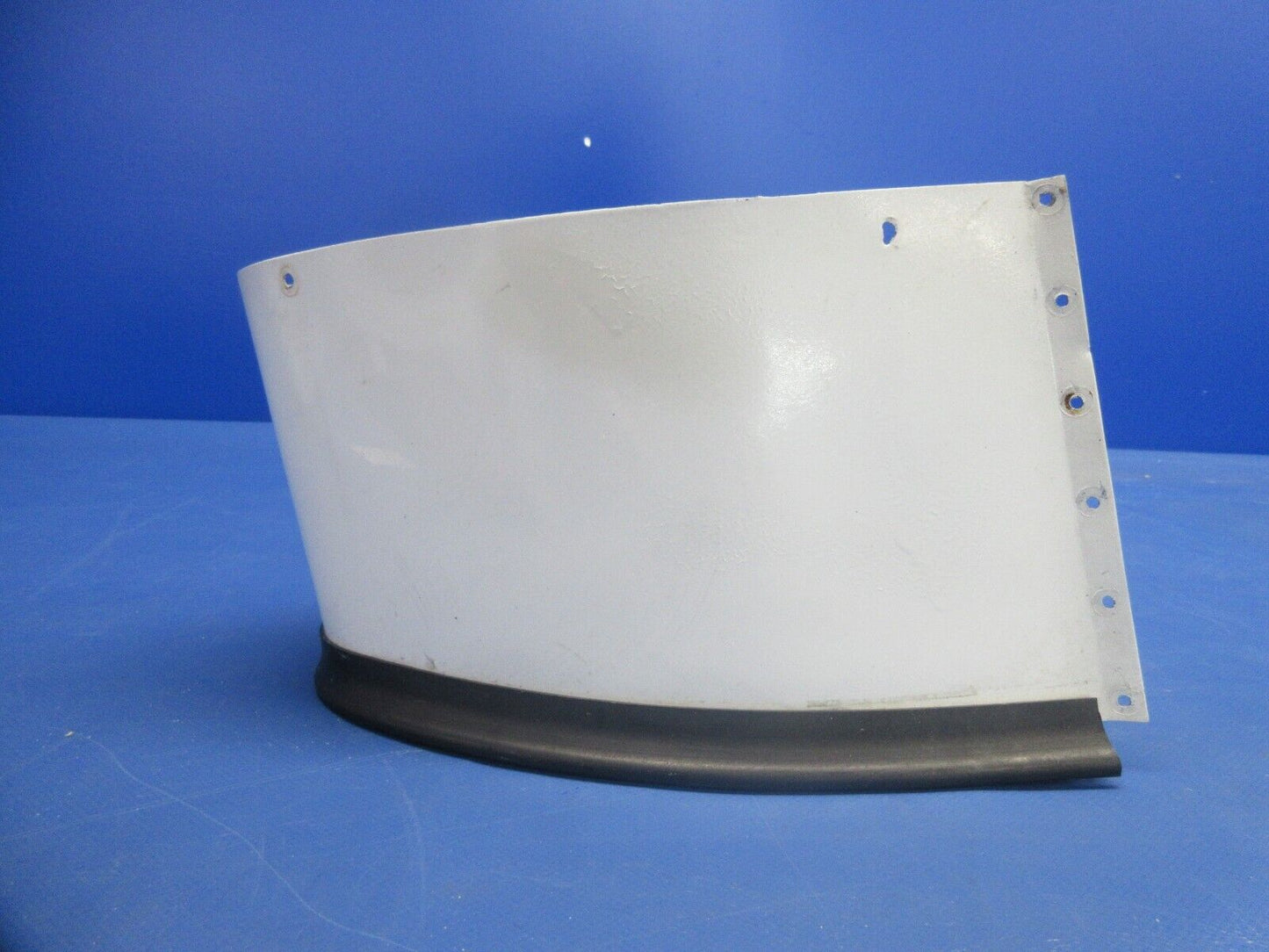 Beech C23 Sundowner Main Gear Fairing LH & RH P/N 169-810014-1 & -2 (0724-939)