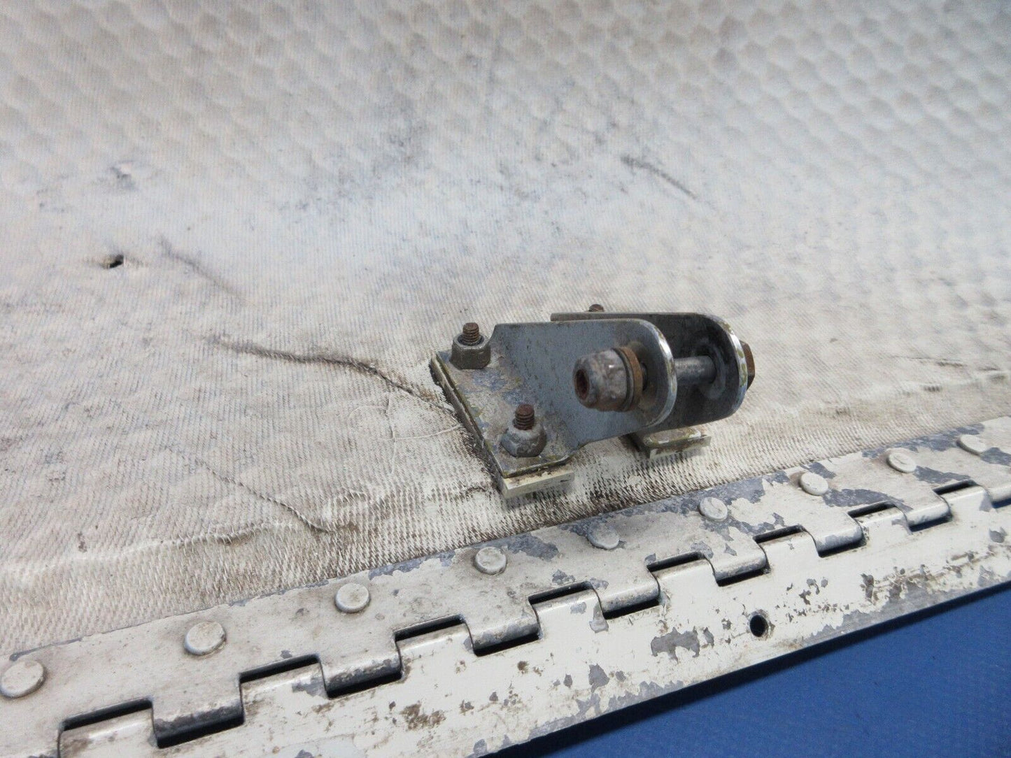 Bellanca 17-30A Viking Main Gear Door INBD RH P/N 4001-2 (0524-2118)