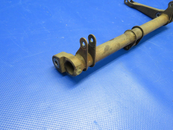 1960 Cessna 210 Nose Gear Door Torque Tube Assy P/N 1243056-2 (0221-179)