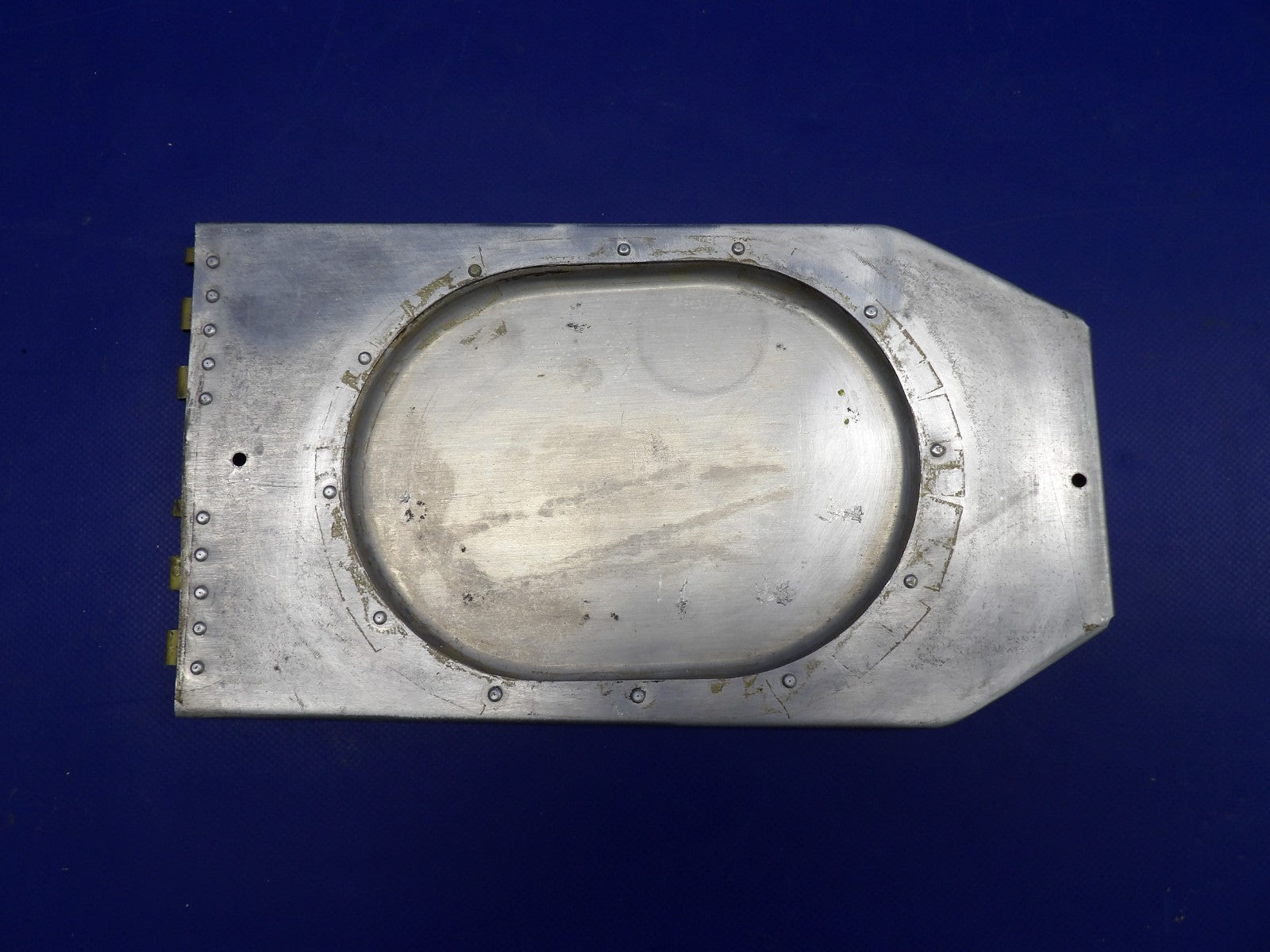 Beech D95A Travel Air Left Hand Main Section Door P/N 95-110014-365 (02226-515)1
