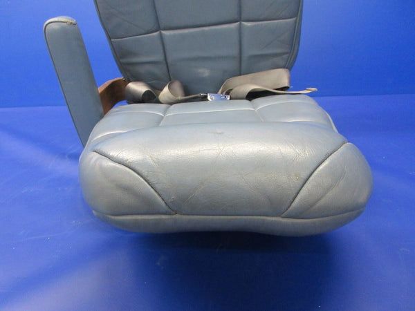 Cessna 310 / 310R RH Center Seat P/N 0812874-15 (1124-1434)