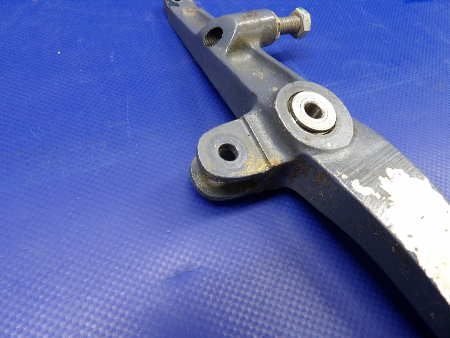 Beech D95A Travel Air Right Hand Aileron Bellcrank P/N 35-521158-3 (0326-406)8