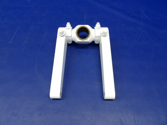 Diamond DA-40 Nose Landing Gear Fork P/N D41-3223-30-31 (0826-1217)0