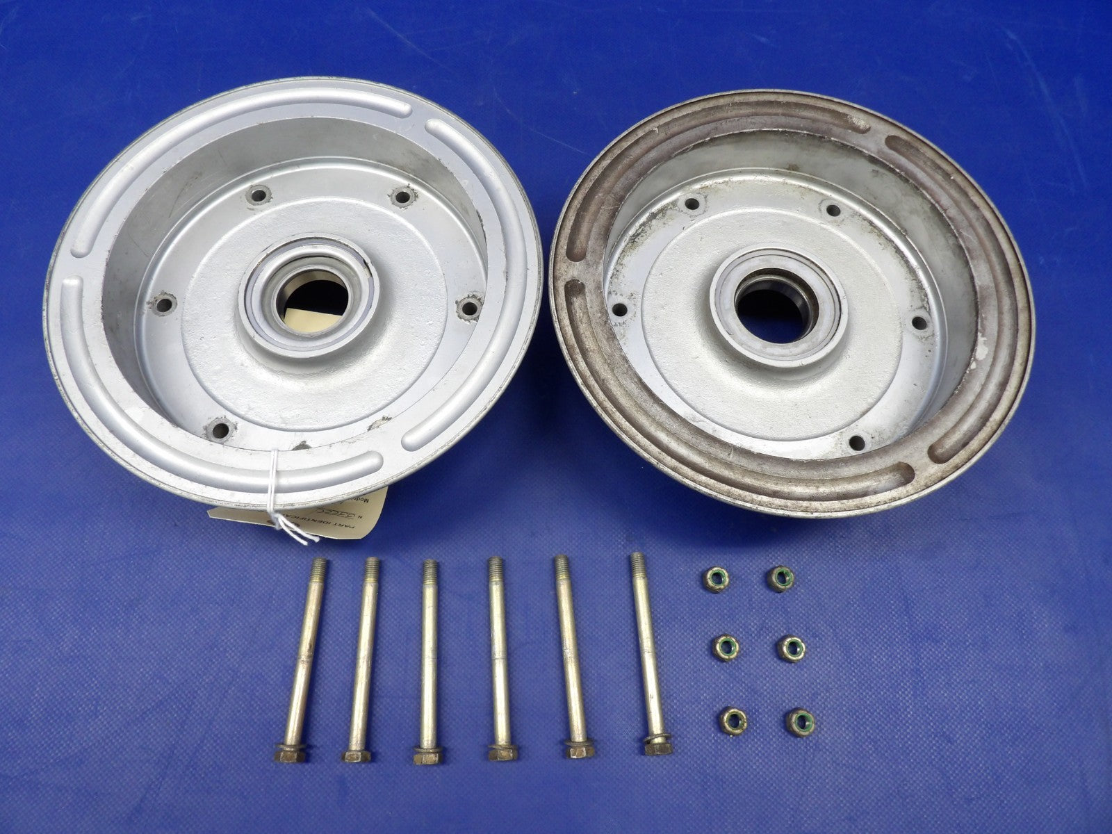 Beech F35 Bonanza Cleveland 40-98 7.00-8 Main Wheel P/N 161-02300 (0726-2093)0
