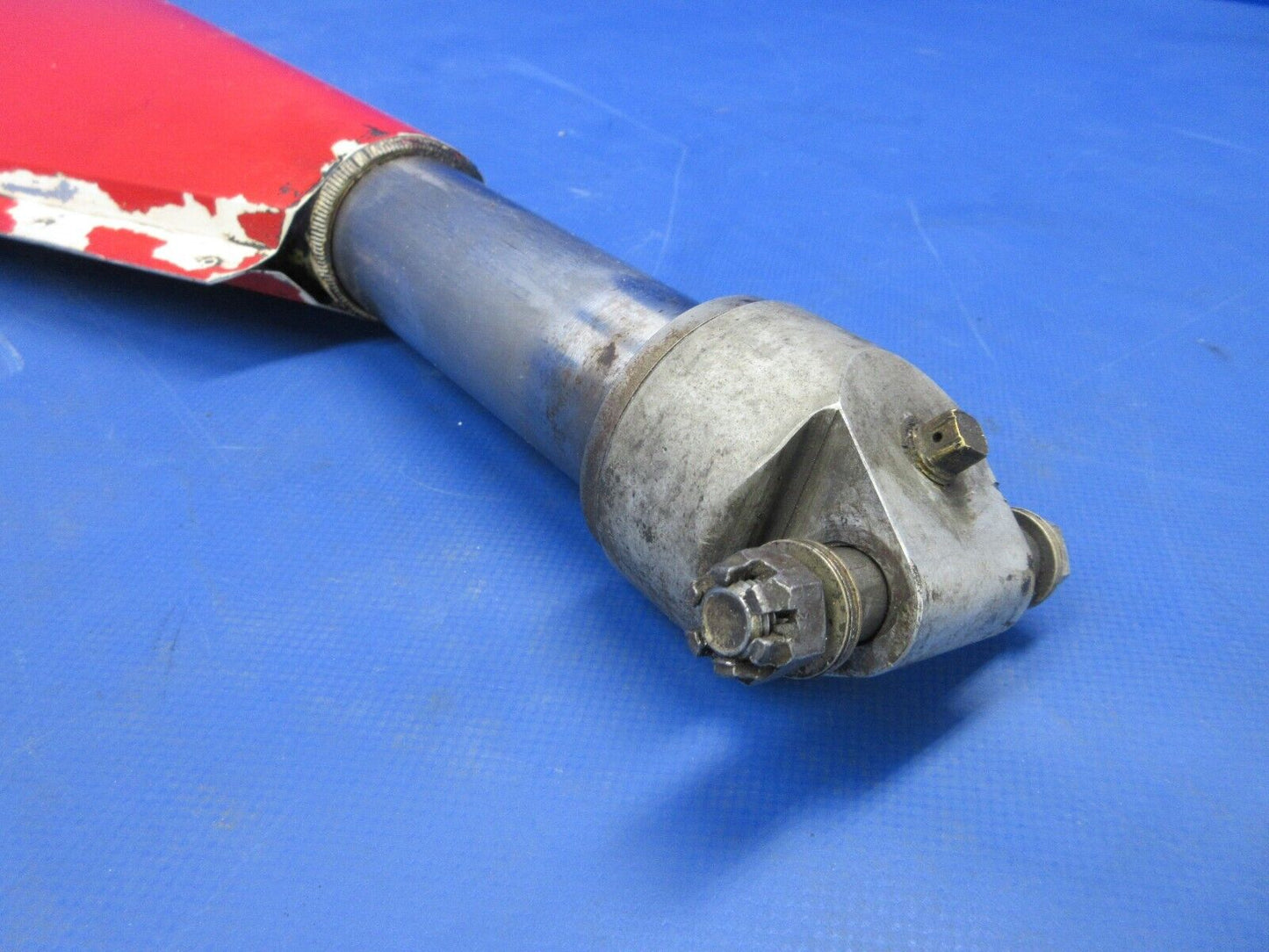 Champion 7ECA Citabria Oleo Case Frame & Strut P/N 7-1004-10 (0824-2032)