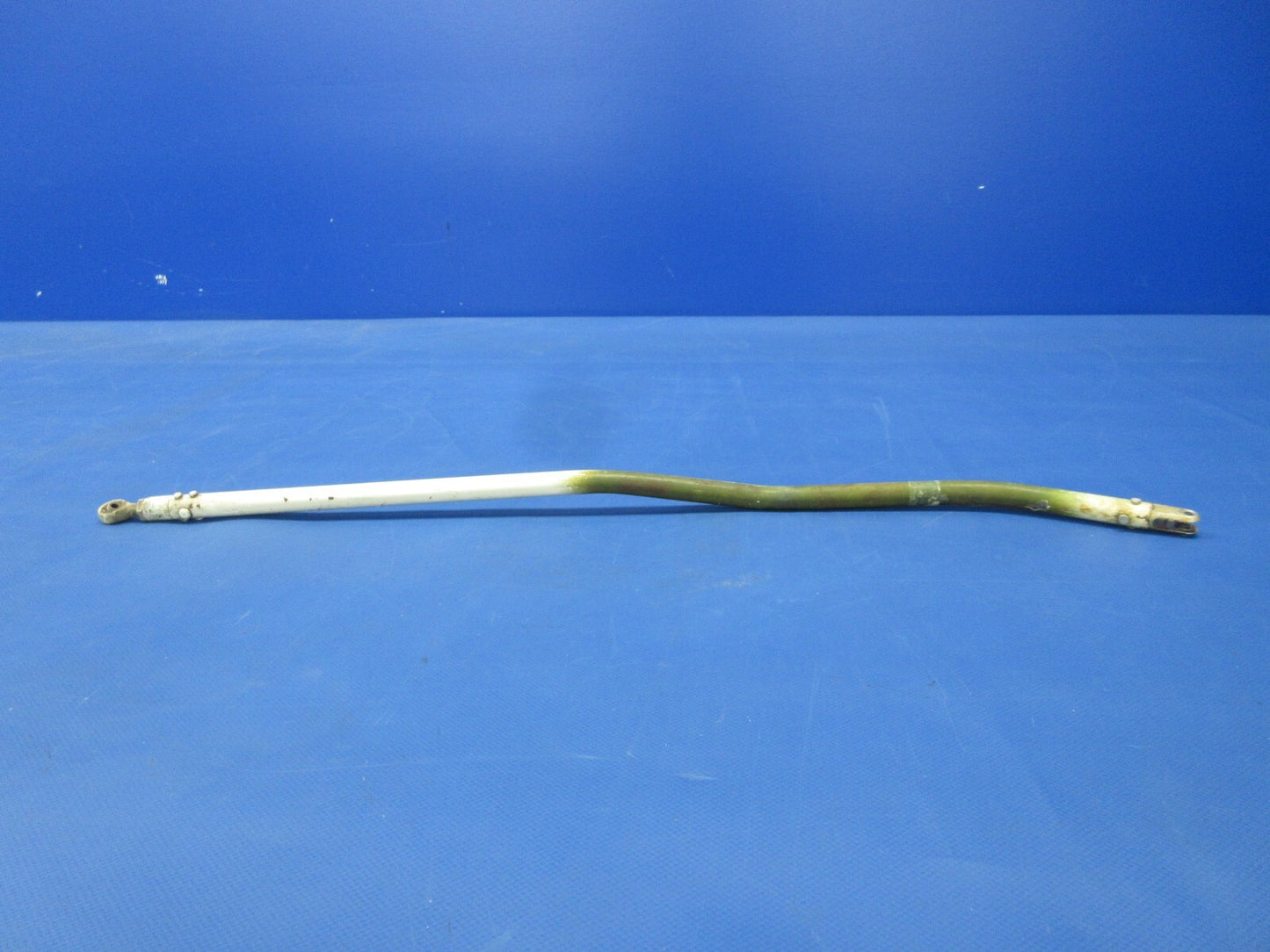 Cessna 177 / 177B Cardinal Stabilator Trim Tab Rod Assy P/N 1763009-3(0824-2163)2
