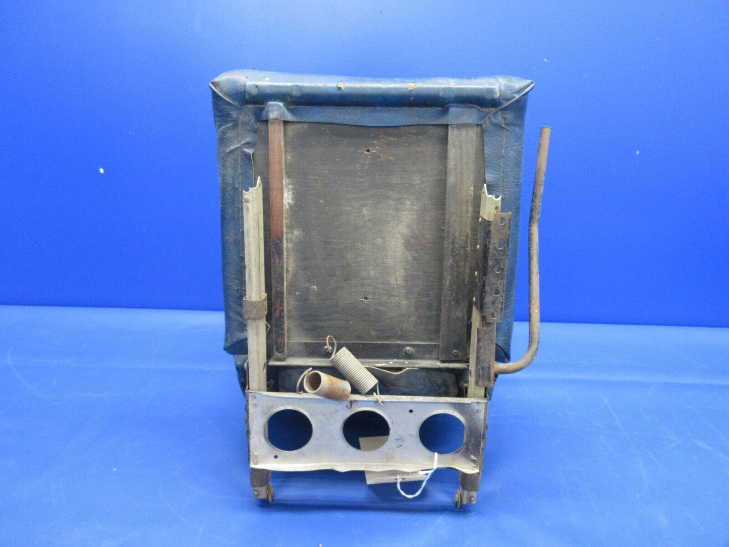 Grumman AA-1A Yankee Seat Assembly P/N 102323-521 (0424-1086)