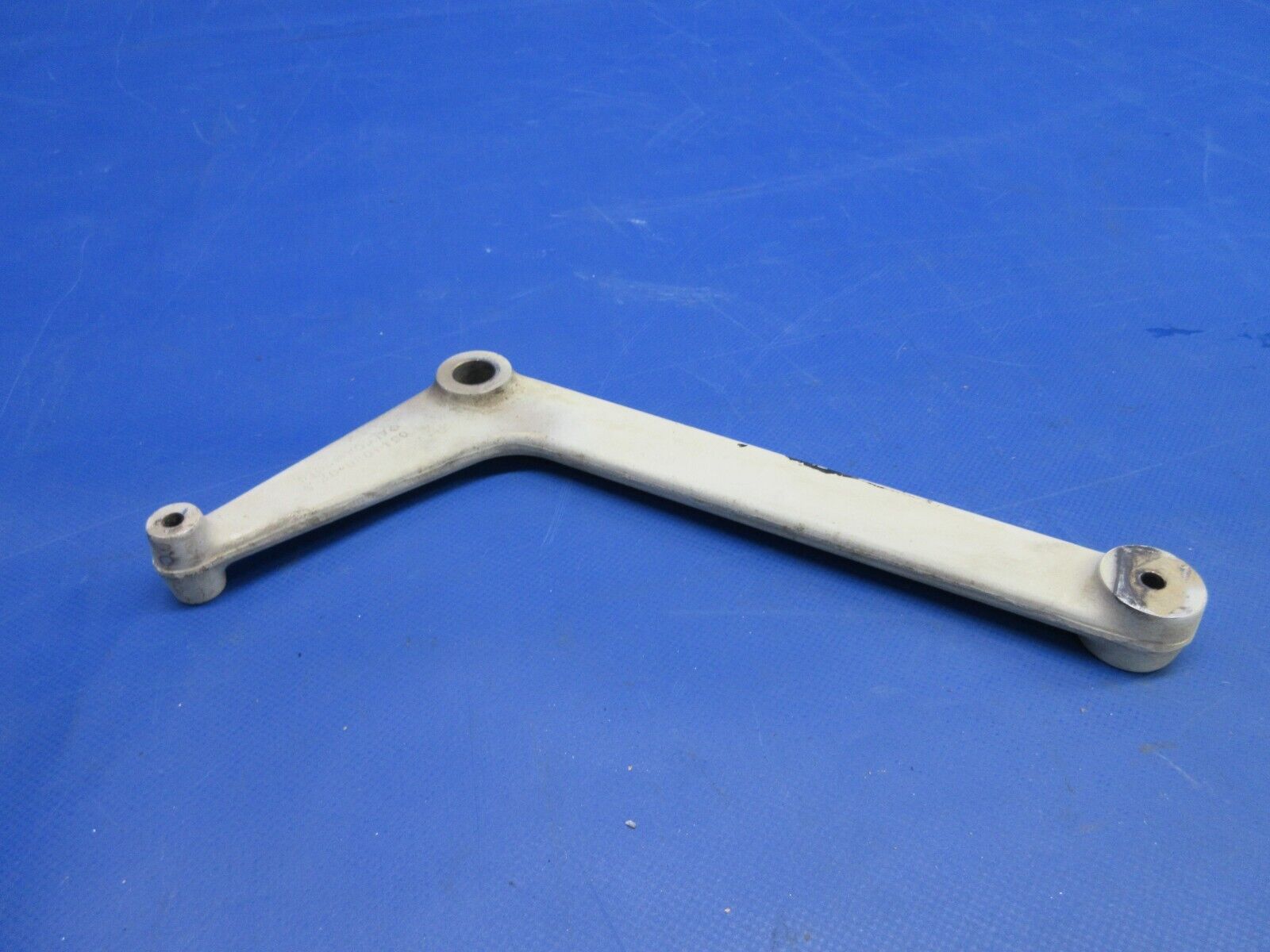 Cessna Seat Adjustment Pivot Bracket P/N 0514060-5 (0524-1377)