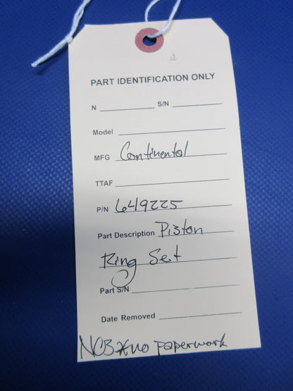 Continental Piston Ring Set P/N 649225 NOS (0426-752)10
