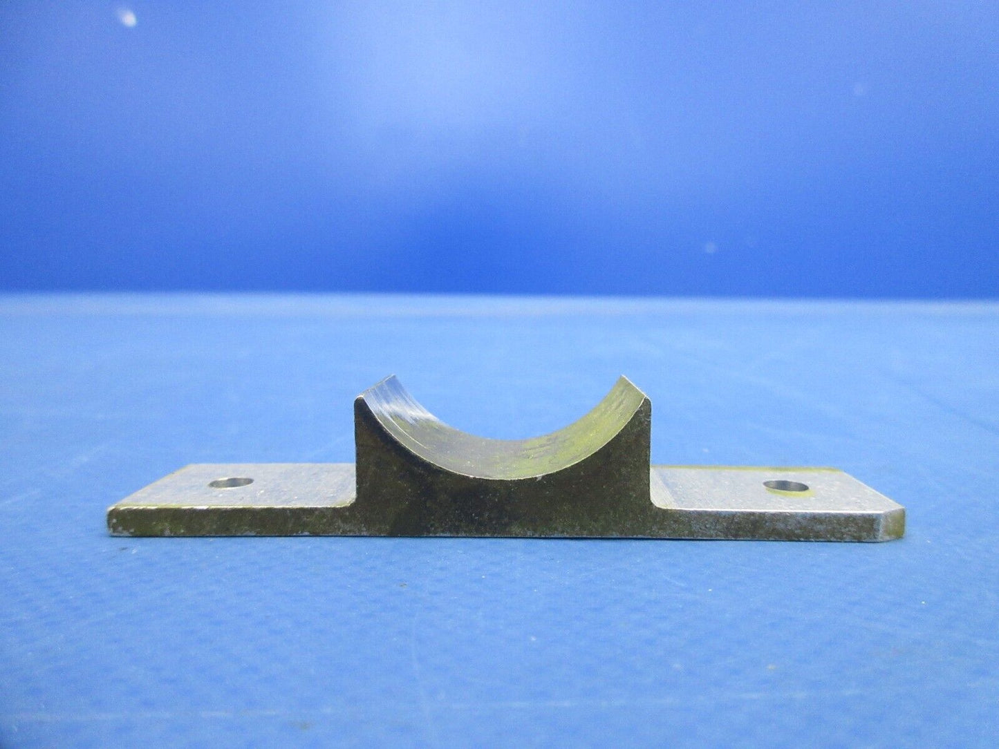 Piper PA-32RT-300T Torque Shaft Support Clamp P/N 35402-00 LOT OF 2 (0924-859)