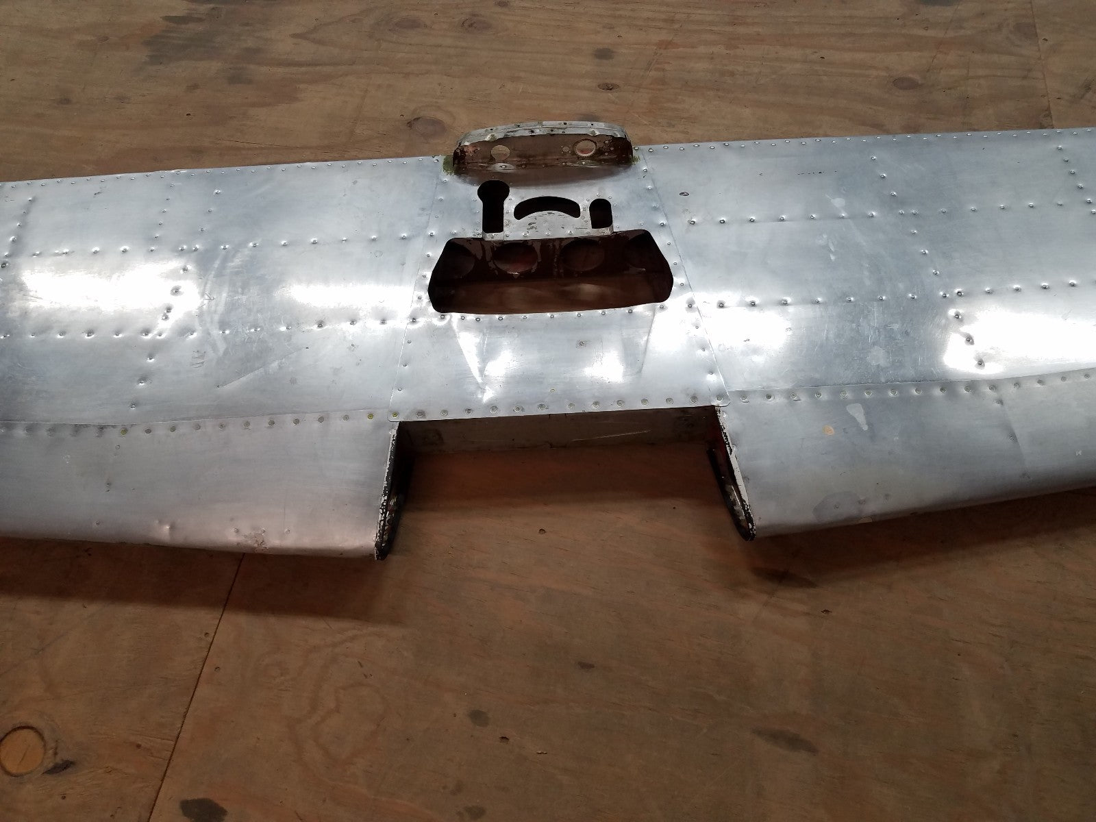 Cessna 310 Horizontal Stabilizer P/N 0893002-1 (0418-117) 3