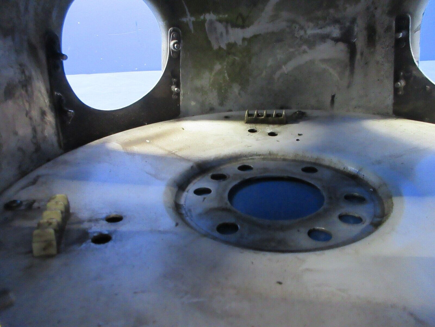 Piper PA-34-200T Seneca II Spinner Dome & Bulkhead Assy P/N 754-629 (0824-2039)