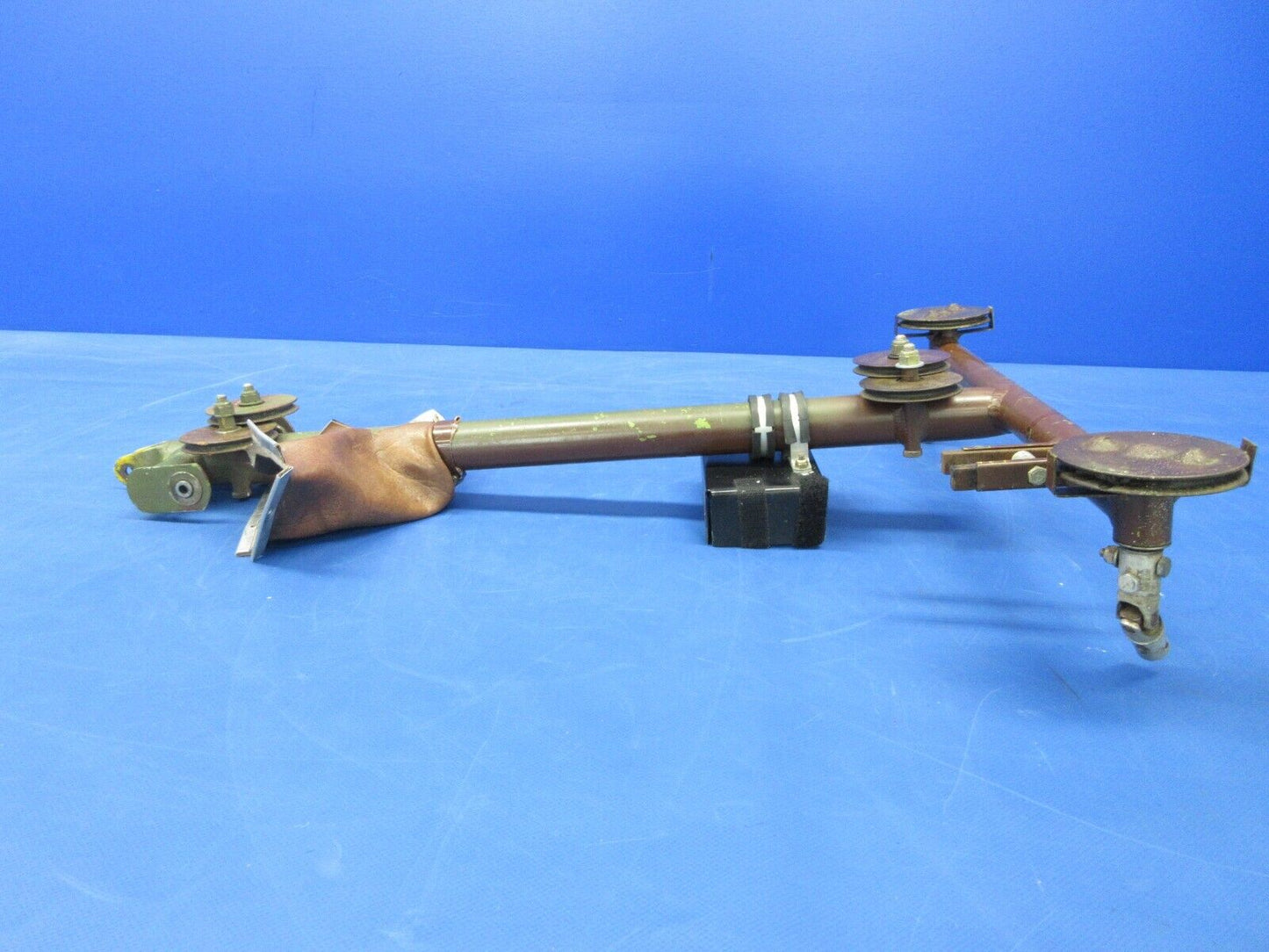 Piper PA-20 Pacer Control Column Assy P/N 12500-00 (1024-2031)