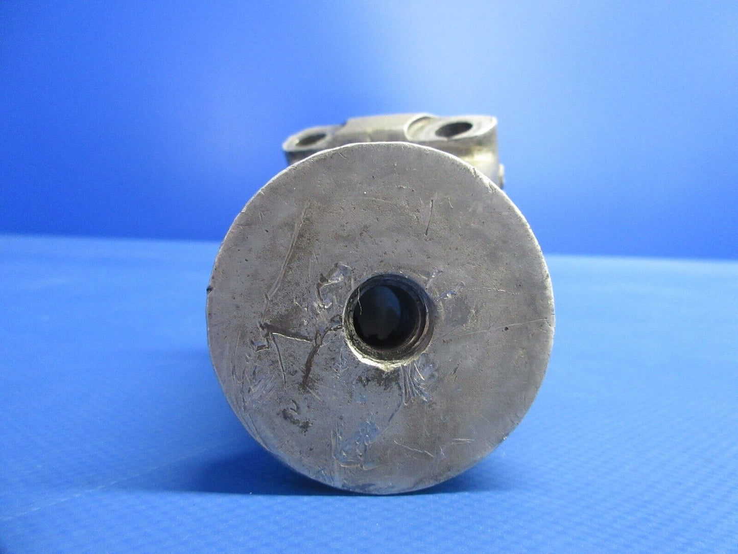 Continental TSIO-520-E9B Engine Mount P/N 631153 (0924-726)