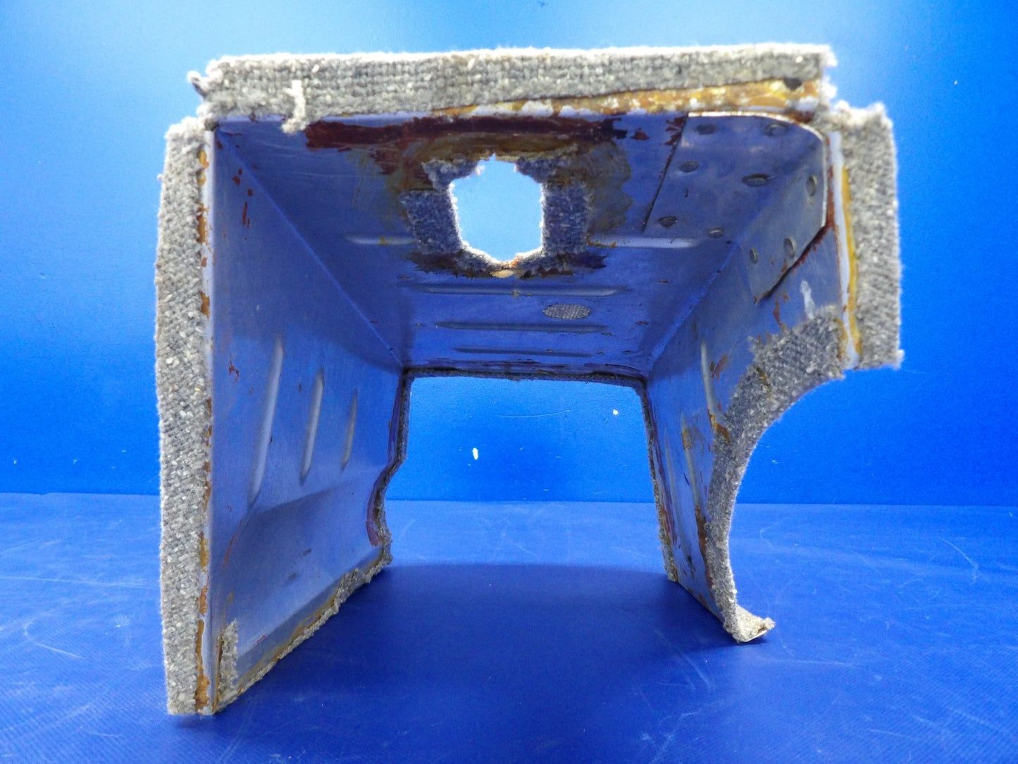 Beech F35 Bonanza Center Pedestal P/N 35-534300-244 (0726-1250)8