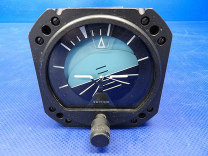 Cessna Aviation Instrument Attitude Indicator P/N 300-3CFC WARRANTY (0726-2072)0