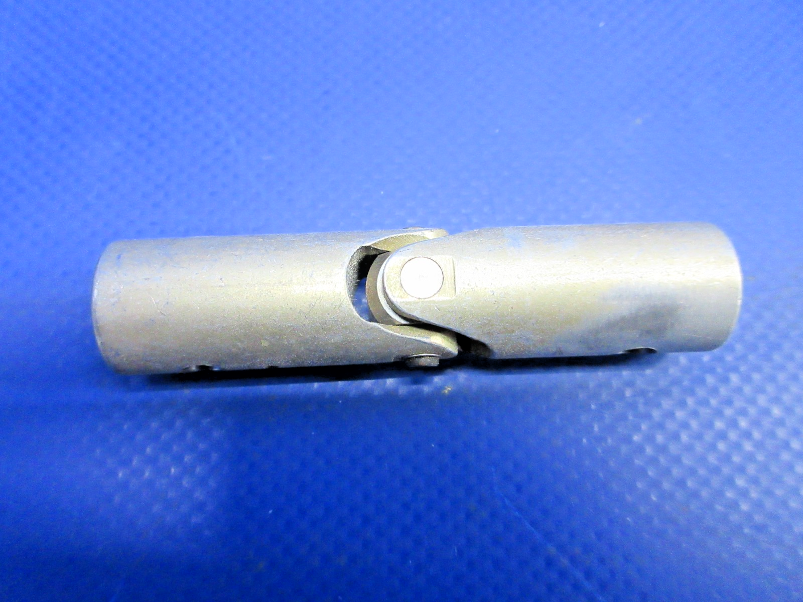 Cessna Control Yoke Universal Joint P/N 0411257 NOS (0426-725)1