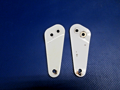 Cirrus SR22 Exhaust Brackets LH & RH P/N 20155-007, 20155-006 (0926-865)1